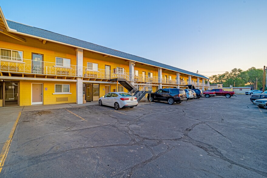 More Photos Of 1349 Idaho St, Elko Hotel For Sale