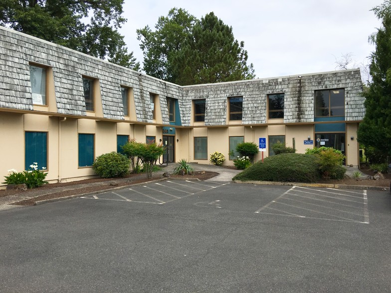 Primary Photo Of 2111 Front St, Salem Office For Lease