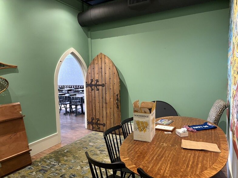 More Photos Of 968 Elm St, Manchester Storefront For Lease