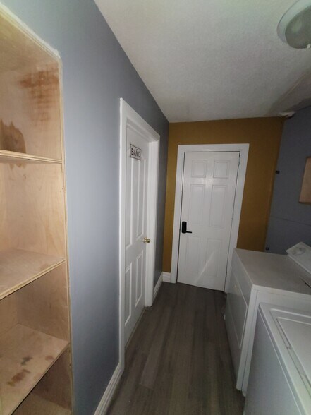 More Photos Of 2536 Indianapolis Ave, Indianapolis Apartments For Sale