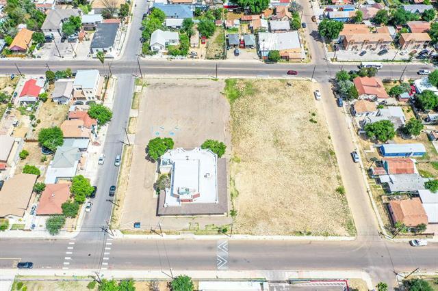 More Photos Of 1900 Springfield Ave, Laredo Office For Sale