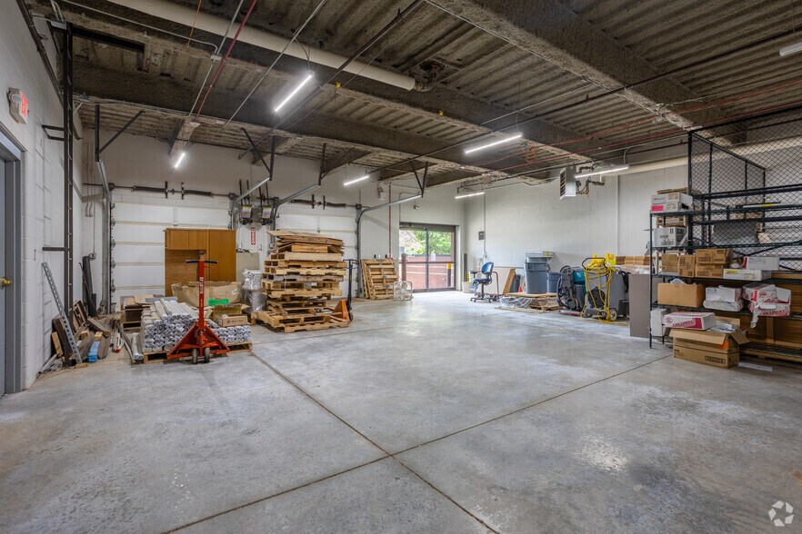 More Photos Of 1 Financial Pky, Kalamazoo Office For Sale