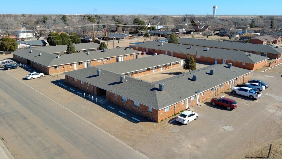 More Photos Of 1725 E 1st St, Dumas Multifamily For Sale