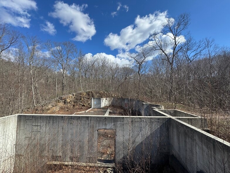 More Photos Of 43 Walnut Lane, Weston Land For Sale