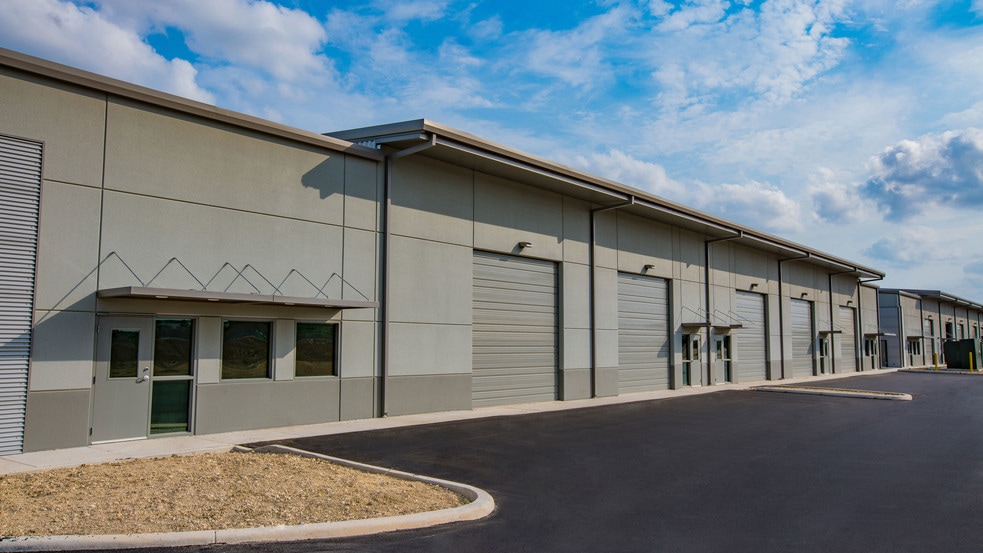 More Photos Of 7637 FM 3009, Schertz Warehouse For Lease