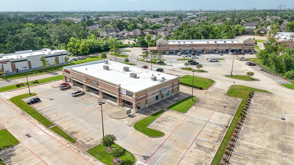 More Photos Of Oyster Creek& N Dixie Dr, Lake Jackson Unknown For Lease