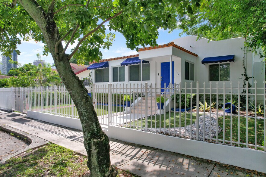 More Photos Of 126 NW 33rd St, Miami Land For Sale
