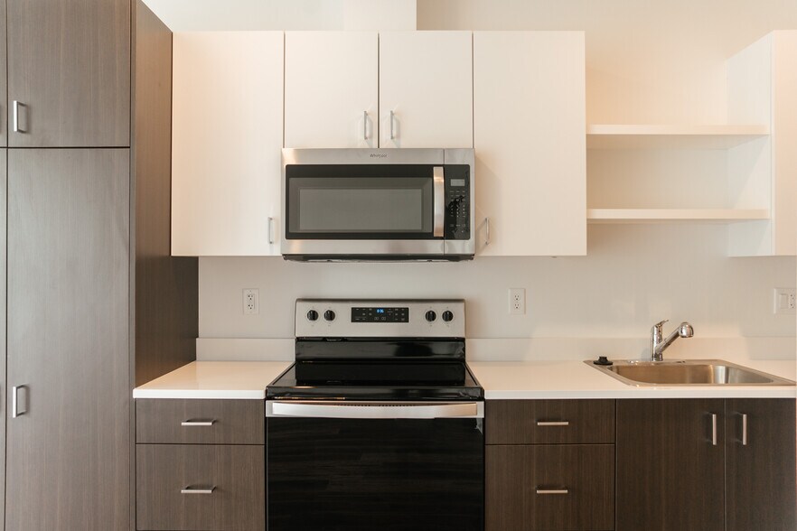 More Photos Of 7448 N Saint Louis Ave, Portland Apartments For Sale