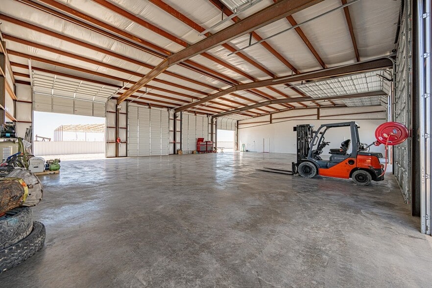 More Photos Of 1850 N FM 866, Odessa Warehouse For Sale