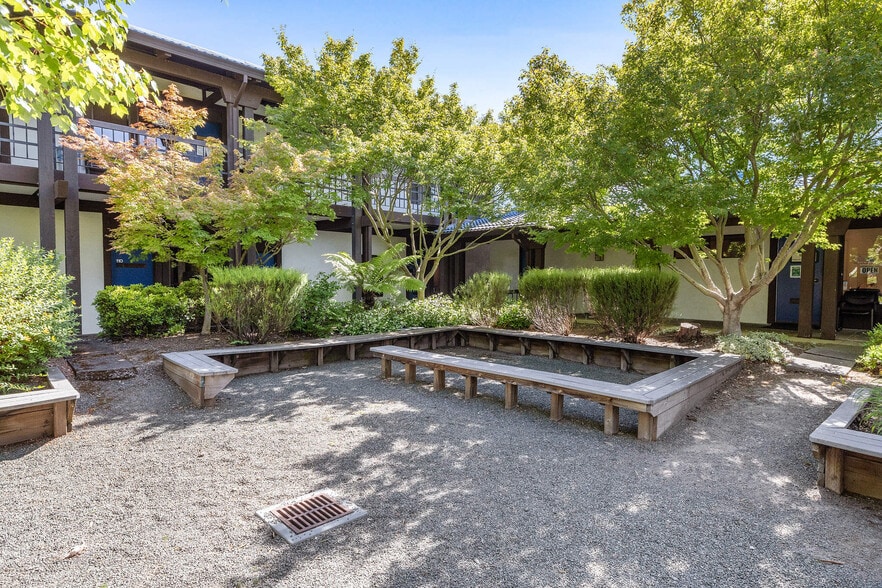 More Photos Of 181 Andrieux St, Sonoma Medical For Lease