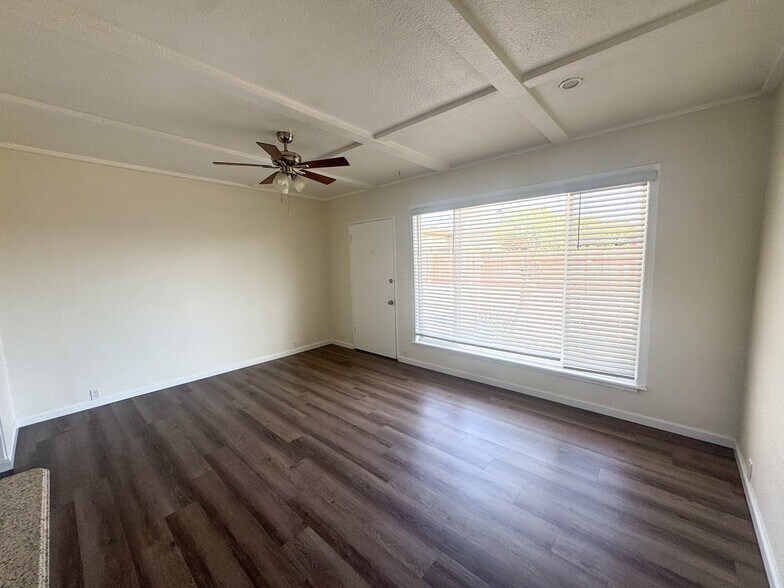More Photos Of 678 Jefferson Ave, Chula Vista Apartments For Sale