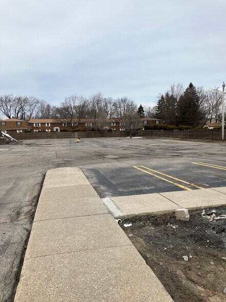 More Photos Of 1020-1060 E Ridge Rd, Rochester General Retail For Sale