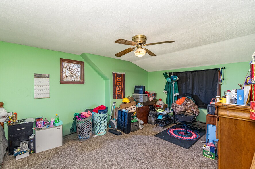 More Photos Of 7195 Singer Rd, Dayton Horse Stables For Sale