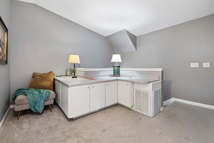 More Photos Of 2818 Azalea Pl, Nashville Office Residential For Sale