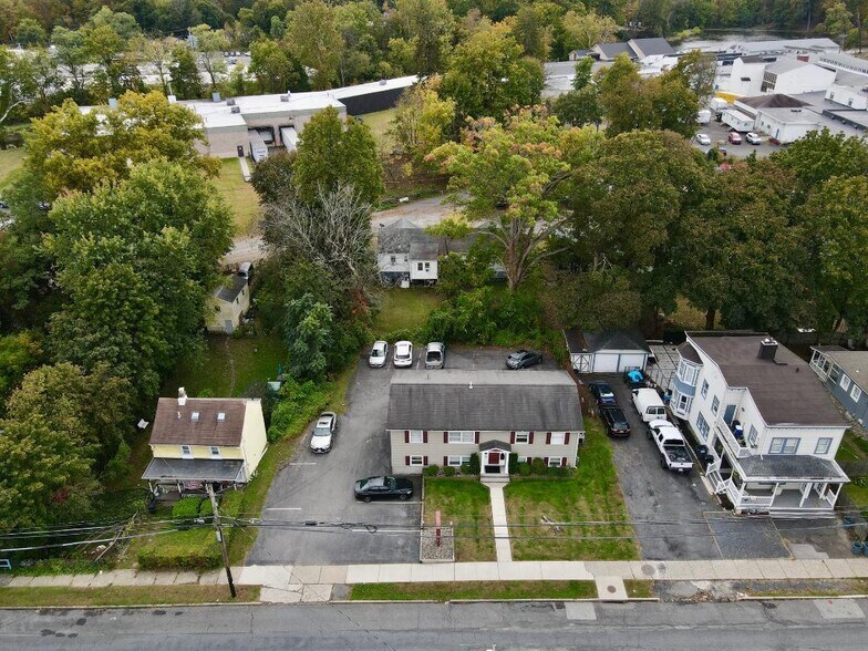 More Photos Of 717 Broadway, Newburgh Office For Lease