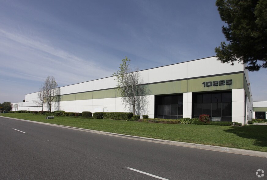 More Photos Of 10225 San Sevaine Way, Jurupa Valley Unknown For Lease