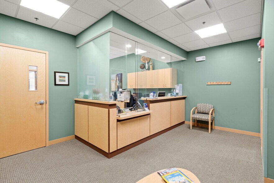 More Photos Of , Lawrence Office For Sale