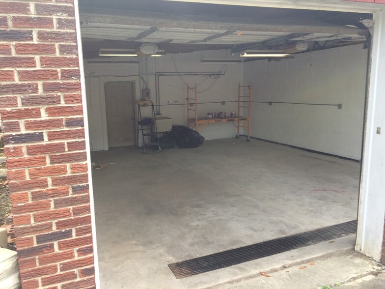 More Photos Of 4093 Charles St, Murrysville Industrial For Sale