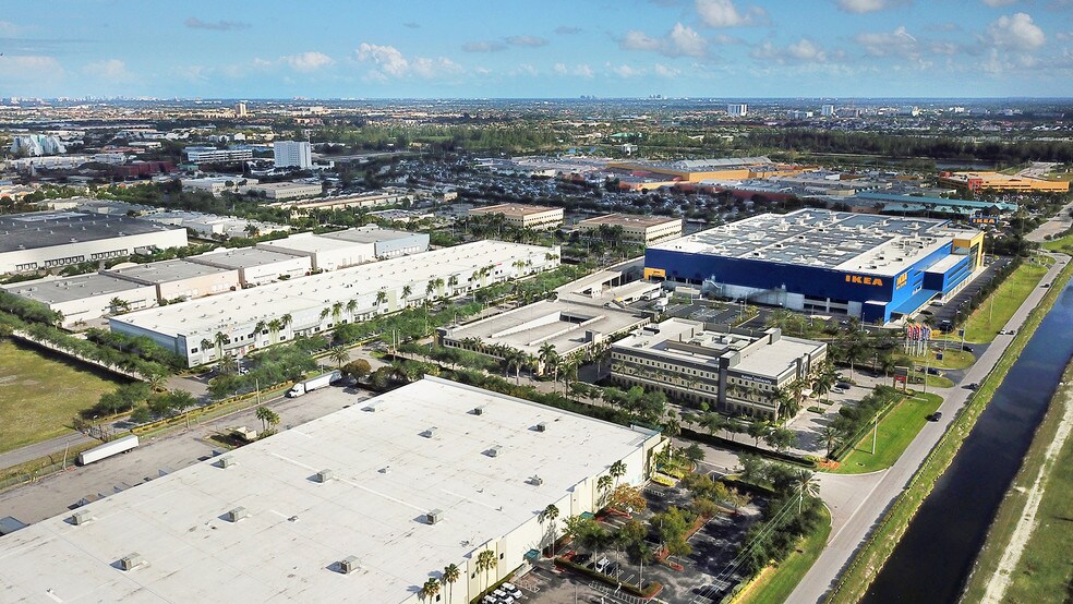 More Photos Of 2005-2185 NW 115th Ave, Miami Manufacturing For Lease