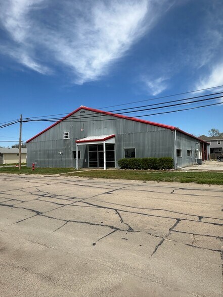 More Photos Of 2242 Silver St, Ashland Light Manufacturing For Lease