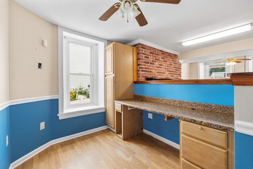 More Photos Of 410 Main St, Reisterstown Medical For Lease
