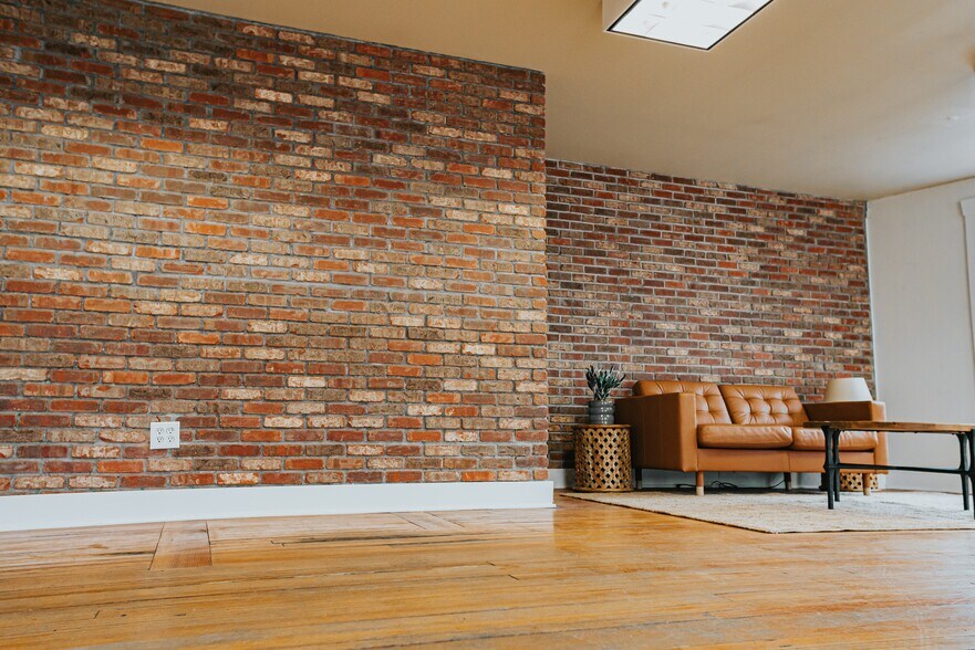 More Photos Of 4914 Rainier Ave S, Seattle Storefront Retail Residential For Lease