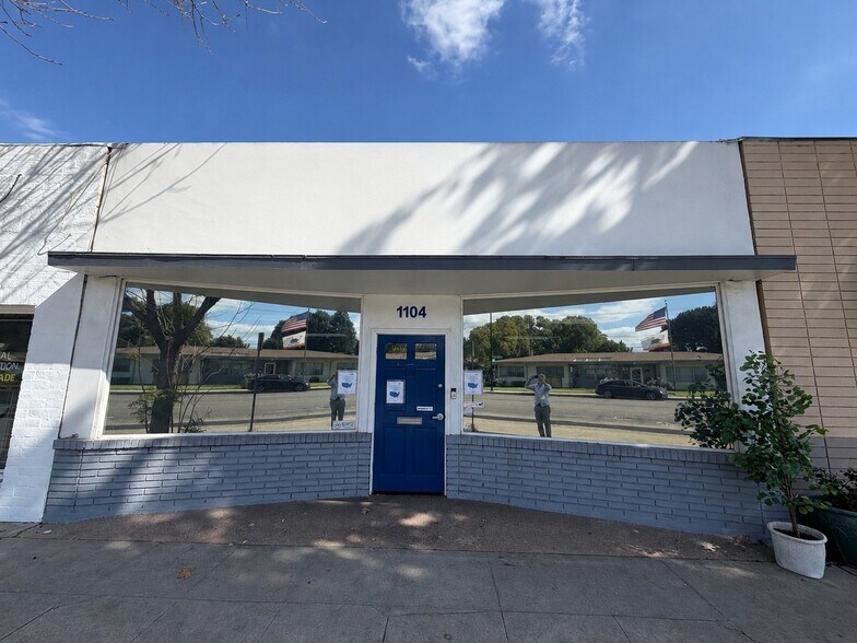 Primary Photo Of 1104 W Magnolia Blvd, Burbank Storefront For Sale