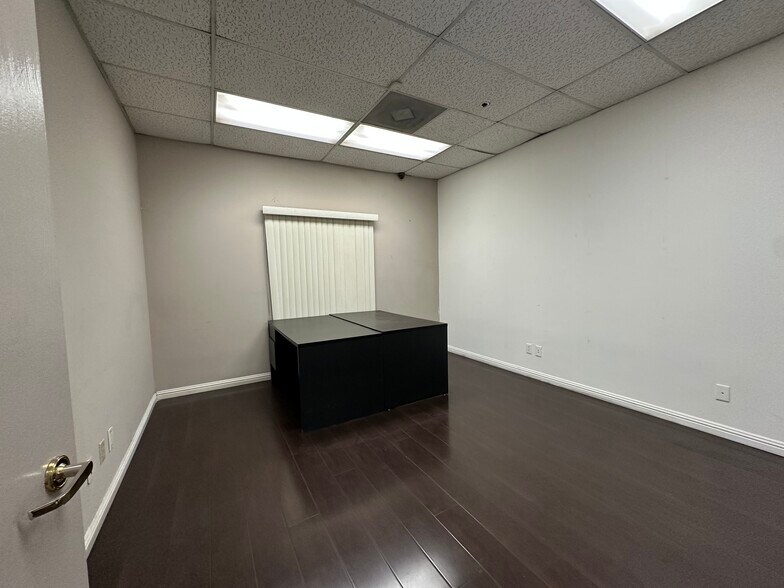 More Photos Of 18409 E Valley Blvd, City of Industry Warehouse For Lease