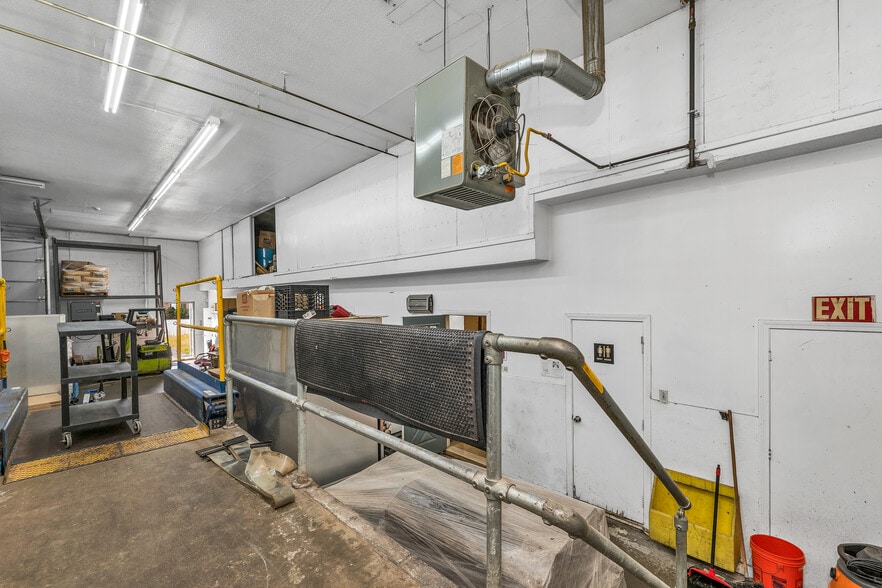 More Photos Of 22 Kendall Pond Rd, Derry Food Processing For Sale