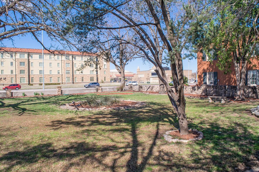 More Photos Of 3409 19th St, Lubbock Medical For Lease