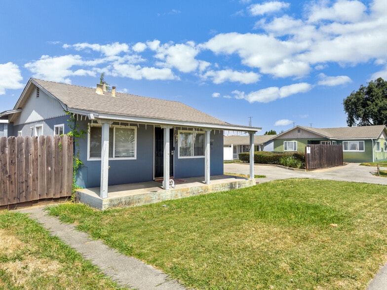 More Photos Of 1637 Kidder Ave, Fairfield Multifamily For Sale