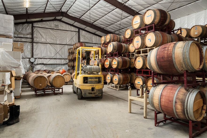 More Photos Of 8221 Stoney Creek Rd, Fair Play Winery Vineyard For Sale
