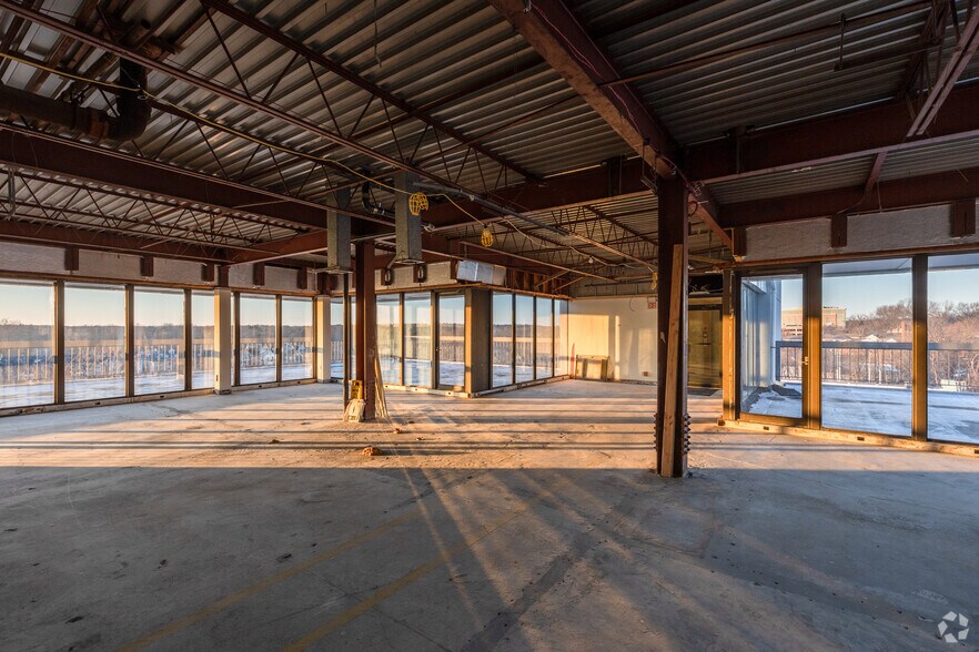 Photo of Pent Floor Ste 