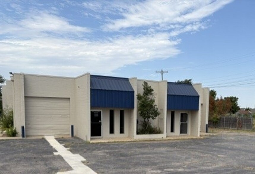 Primary Photo Of 3920 Classen Blvd, Norman Industrial For Lease