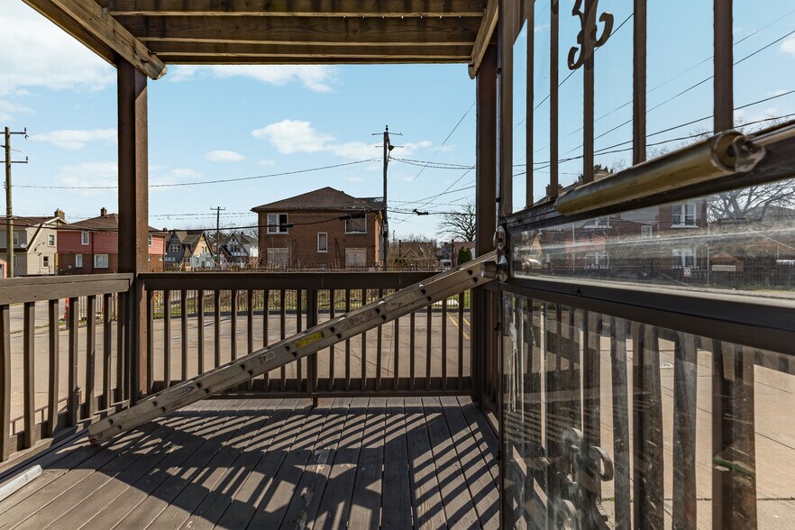 More Photos Of 13660 Ohio St, Detroit Apartments For Sale