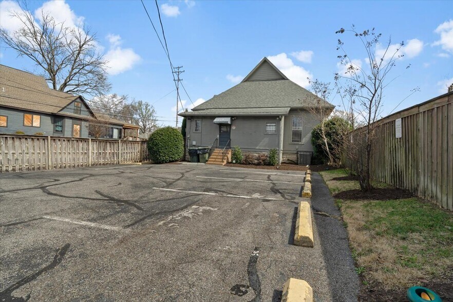 More Photos Of 841 S Cooper St, Memphis Coworking Space