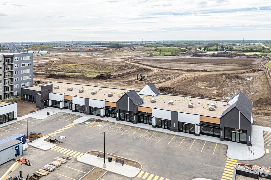 More Photos Of 5335 Edgemont Blvd NW, Edmonton Storefront For Sale