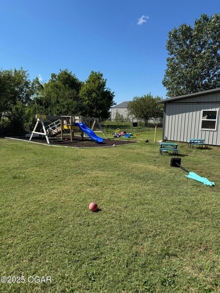 More Photos Of 3820 E 20th St, Joplin Specialty For Sale