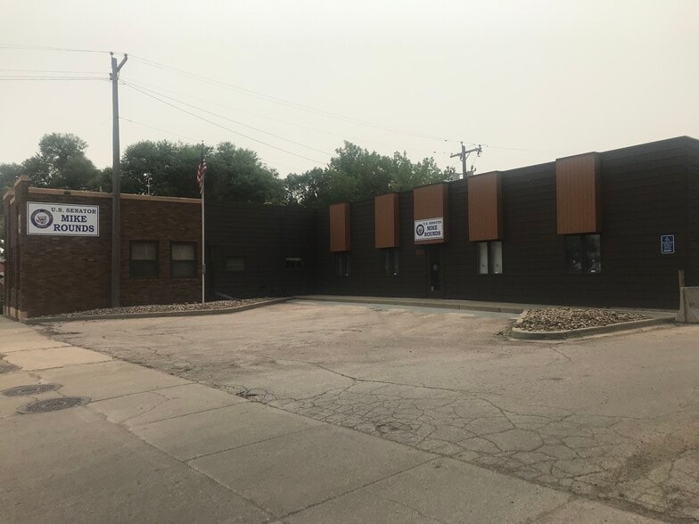 More Photos Of 1313 W Main St, Rapid City Office For Lease