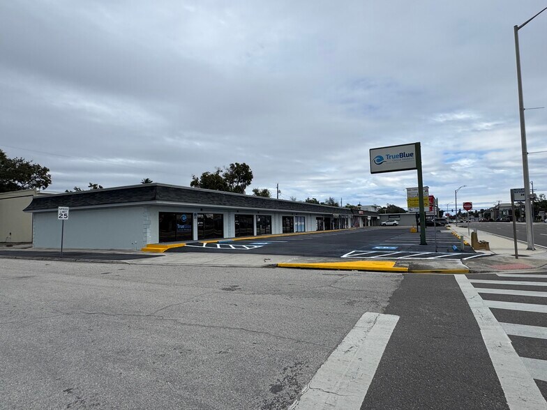 More Photos Of 4239-4255 W Kennedy Blvd, Tampa Unknown For Lease