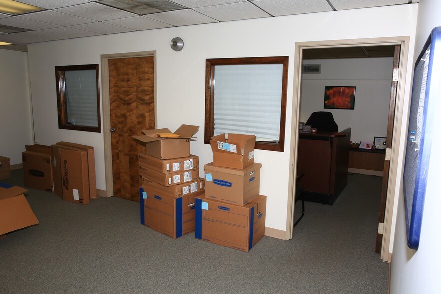 More Photos Of 2 Hale St, Charleston Office For Sale