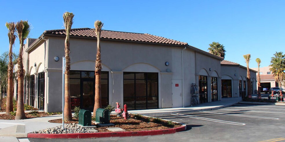 More Photos Of 2380-2390 Fairview Ave, Brentwood Storefront Retail Office For Lease