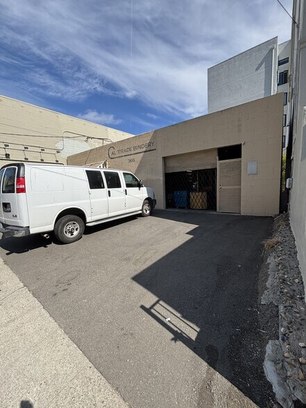 More Photos Of 366 24th St, Oakland Manufacturing For Sale