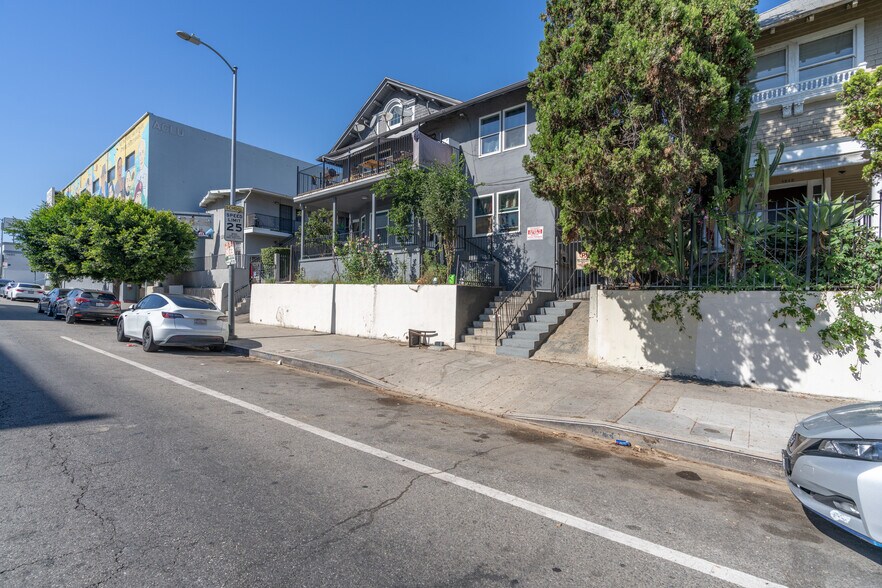 More Photos Of 1247 W 8th St, Los Angeles Apartments For Sale