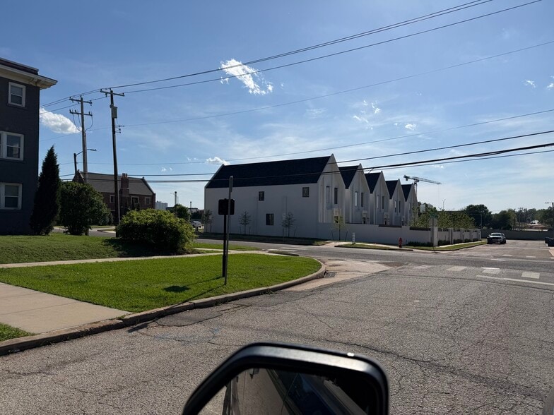 More Photos Of 200 NE 14th St, Oklahoma City Apartments For Sale