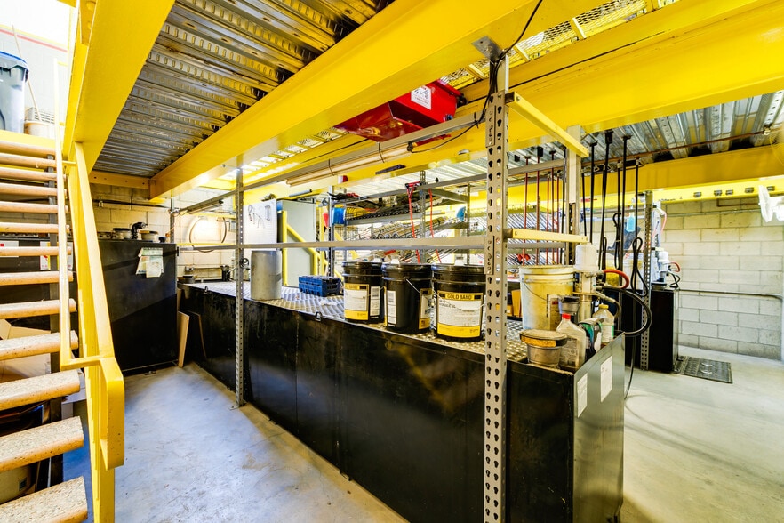 More Photos Of 1520 E Palmdale Blvd, Palmdale Carwash For Sale