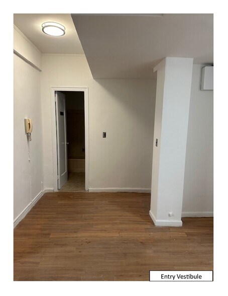 More Photos Of 139 E 35th St, New York Apartments For Lease