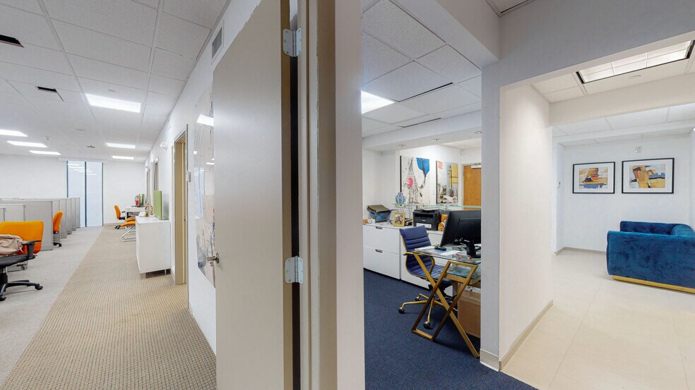 More Photos Of 4300 Biscayne Blvd, Miami Office Residential For Sale