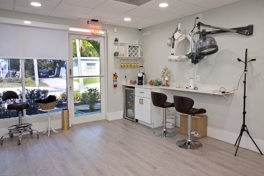 More Photos Of 85 SW 5th Ave, Delray Beach Office For Lease