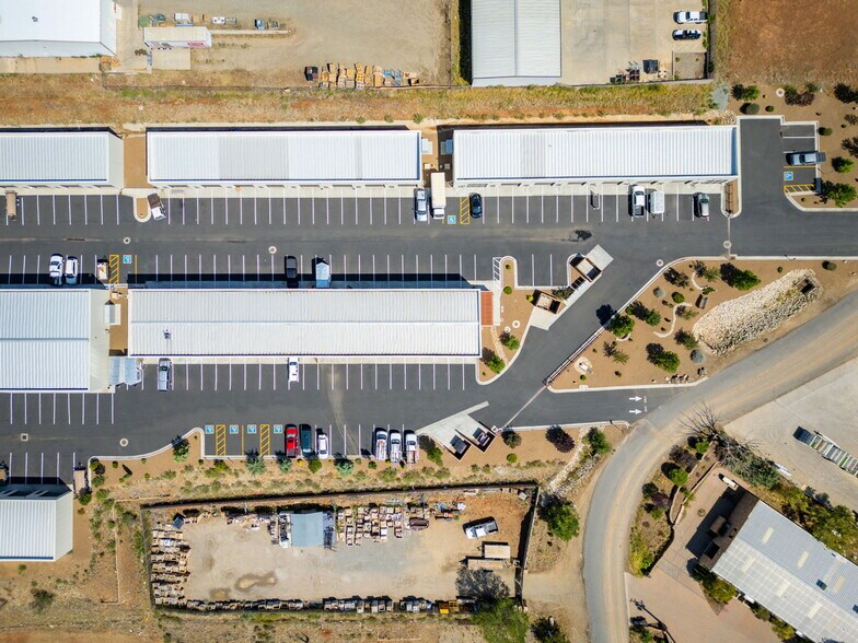 More Photos Of 2700 N Lake Valley Rd, Prescott Valley Light Manufacturing For Sale